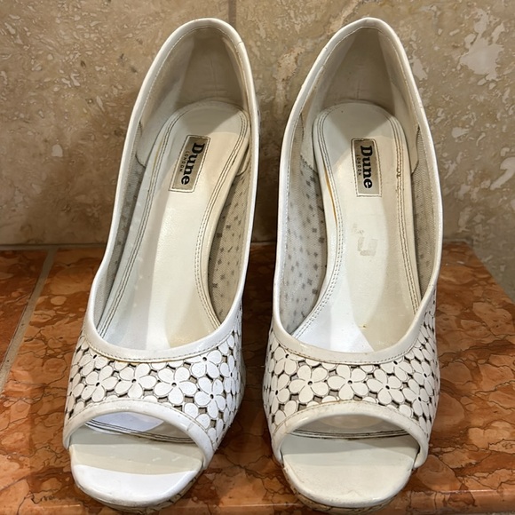 Flower Heels - Picture 3 of 4